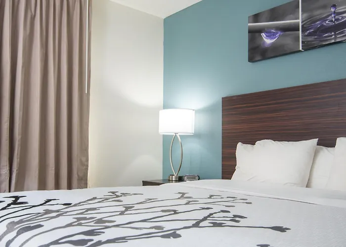Sleep & Near Peoria 4*