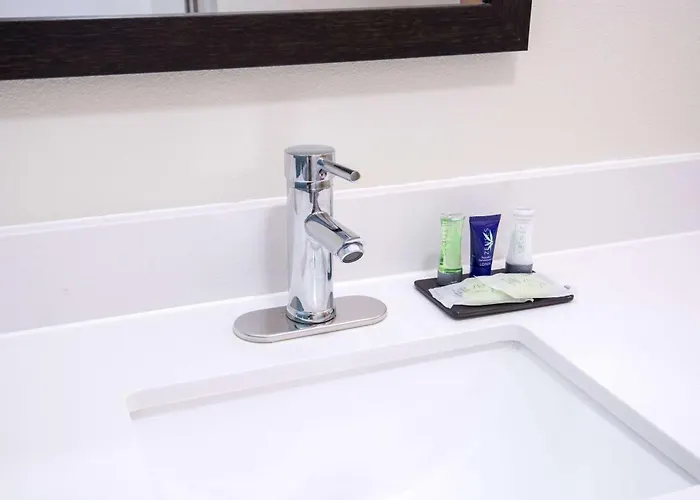 Sleep & Near Peoria 4* Washington