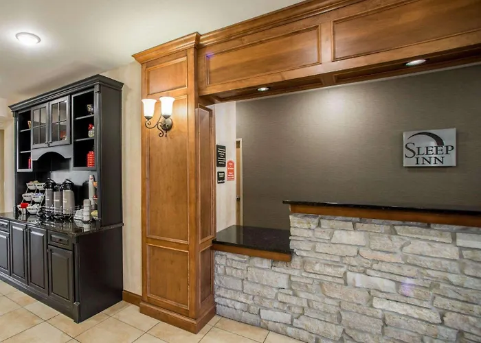 Sleep & Near Peoria 4*