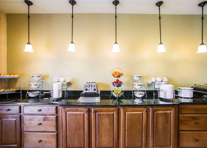 Hotel Sleep & Near Peoria 4*