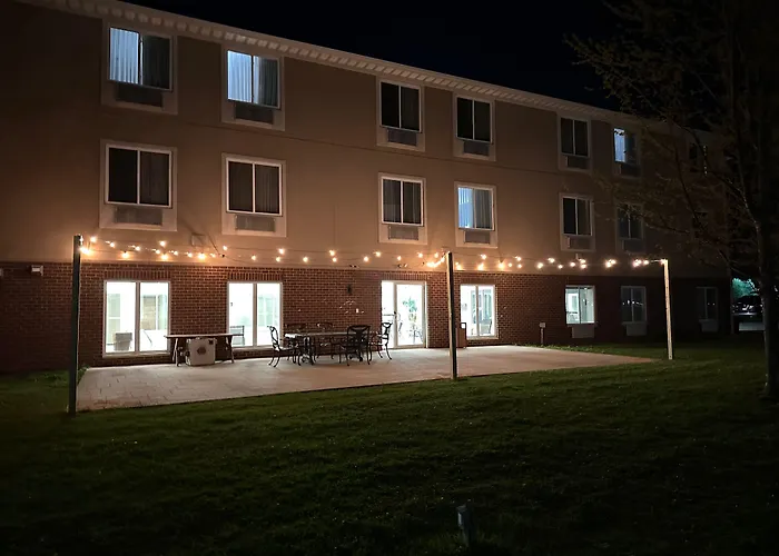 Sleep & Near Peoria Hotel Washington